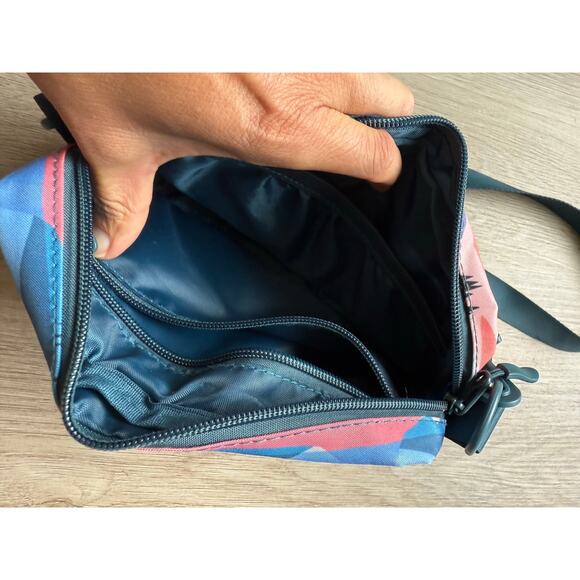 Wander Wallets Crossbody bag and matching wallet, Alpenglow - Picture 5 of 8